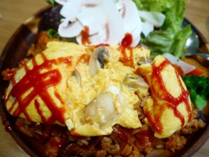 MUSHROOM TOKYO ふわとろオムライスプレート 松软蛋包饭 MUSHROOM TOKYO ふわとろオムライスプレート 松软蛋包饭