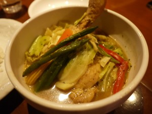 SHANTi （シャンティ）　　サイゴンスープカレー　　蔬菜咖喱