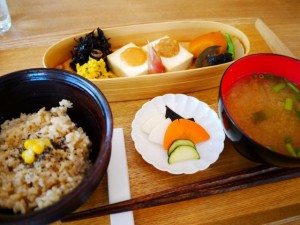 BROWN RICE　ブラウンライス　ランチ　定食