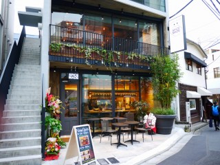 原宿　表参道　カレー　テイクアウト　ランチ　スパイスバル　SPICE MADE　スパイスメイド
