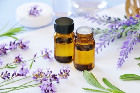 アロマオイル＆エッセンシャルオイル