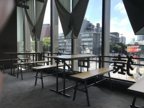 カフェ