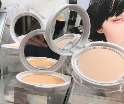 ファンデーション