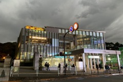 原宿駅 夕方