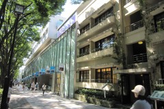 表参道ヒルズ