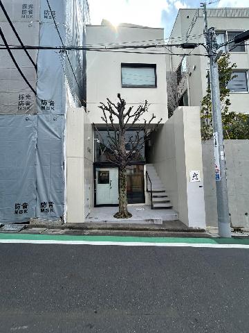 正面