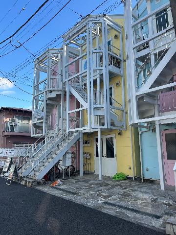 黄色い建物です