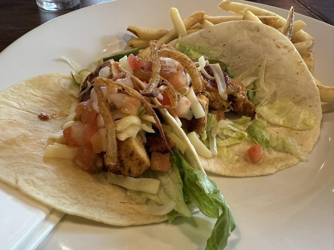 BBQ CHICKEN TACOS バーベキューチキンタコス BBQ CHICKEN TACOS バーベキューチキンタコス