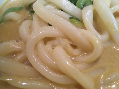 千吉カレーうどん（和風だしにミルクを加えたオリジナル）  千吉カレーうどん（和風だしにミルクを加えたオリジナル） 