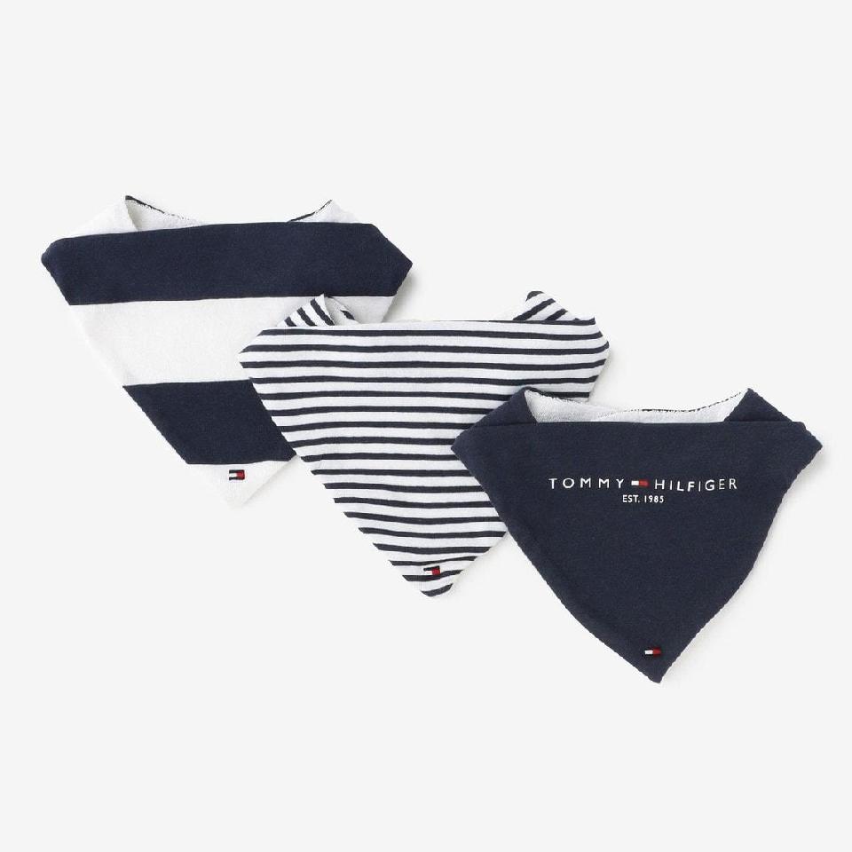 BABY 3パックスタイギフトセット 出典：https://japan.tommy.com/shop/item/KN01253000?colorCode=C87&shopCode=KID