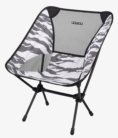Helinox x Burton Chair One 画像出典：https://www.burton.com