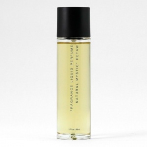 retaW liquid perfume NATURAL MYSTIC 出典：https://retaw.tokyo/collection/product/3015/