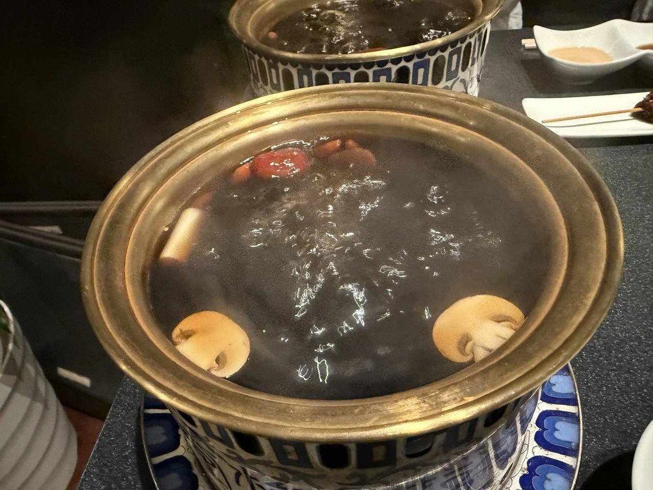 鳳凰黒湯(ほうおうへいたん) 秘伝のブラックスープ