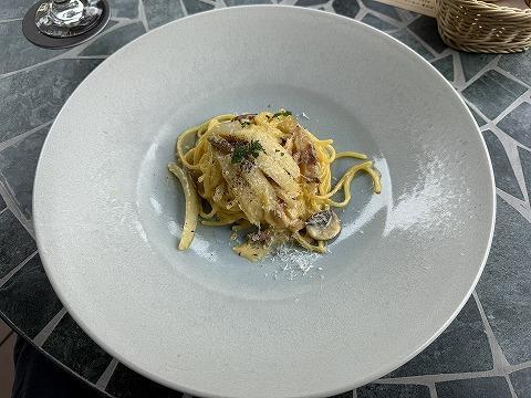 静岡産マッシュルームと淡路産新玉ねぎのカルボナーラ（J_O LUNCH SHORT COURSE:PASTA） 静岡産マッシュルームと淡路産新玉ねぎのカルボナーラ（J_O LUNCH SHORT COURSE:PASTA）