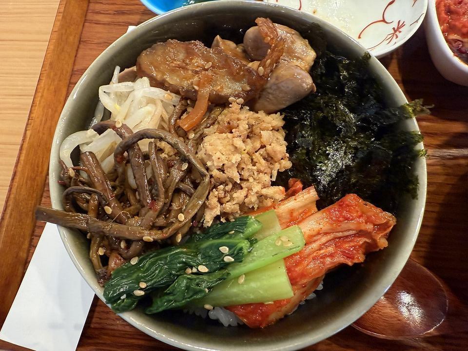 鶏そぼろビビンバ定食 鶏そぼろビビンバ定食