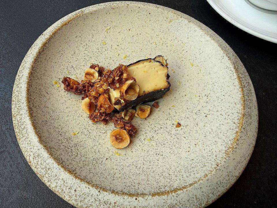 薪火焼きバスクチーズケーキ 薪火焼きバスクチーズケーキ