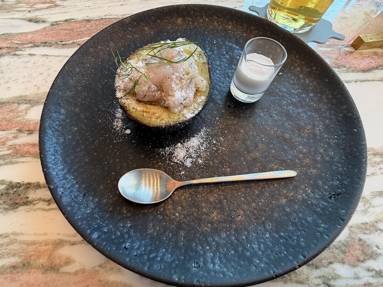 【LUNCH】Près de L’ASコース アボカドと甘えびのカクテル