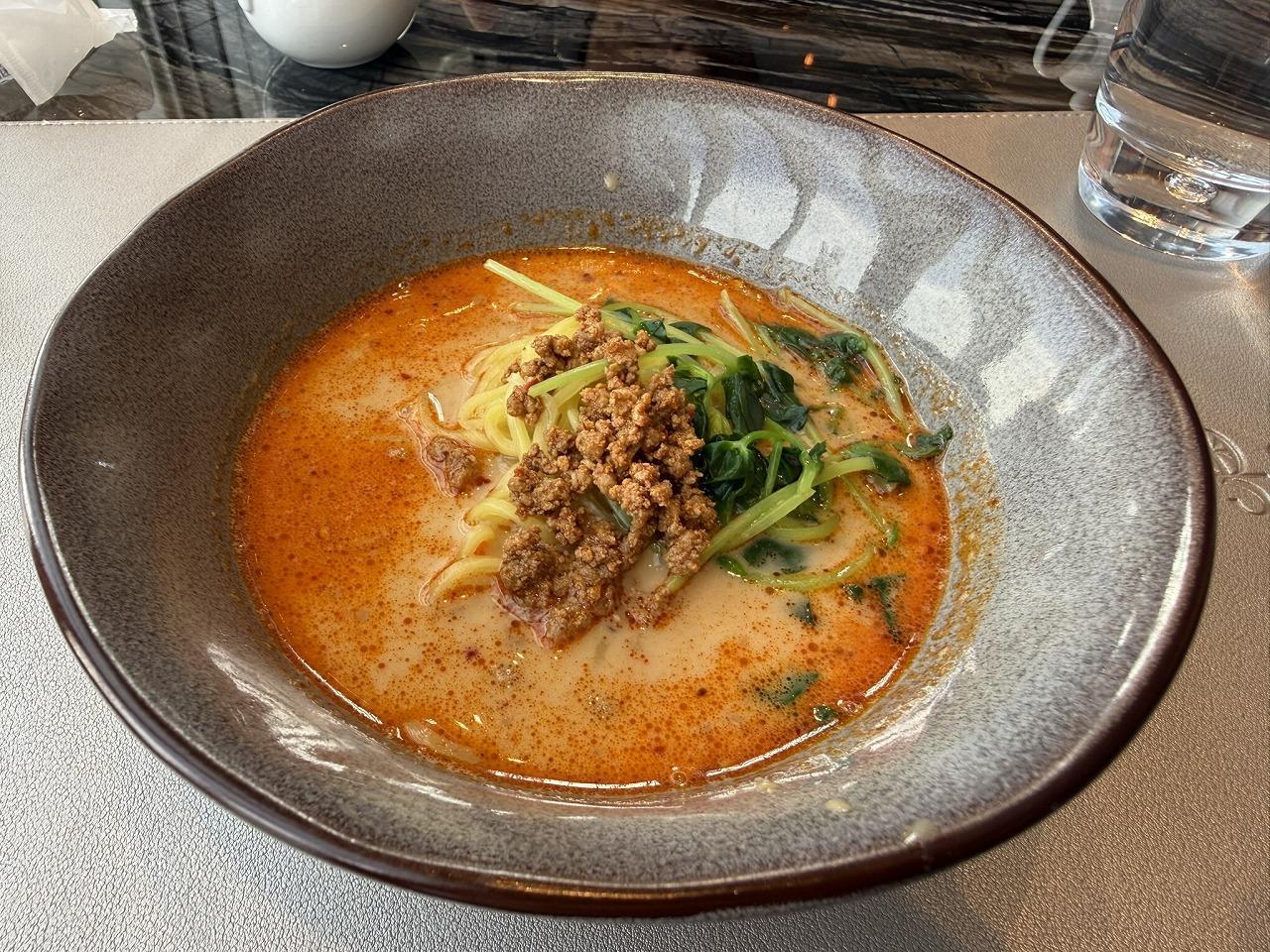 原宿ランチセット 担々麺