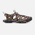 出典:KEEN https://www.keenfootwear.com/ja-jp/p/M-CLEARWATER-CNX.html?dwvar_M-CLEARWATER-CNX_color=1014456&cgid=activity_water