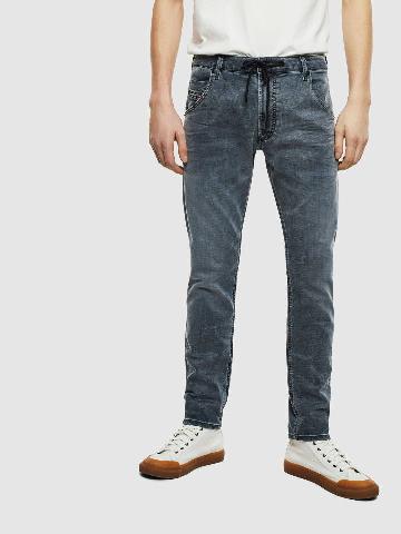 出典：https://www.diesel.co.jp/products/detail.php?product_id=2303530&brand=diesel&subcat=men&rvi=2