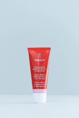 出典：https://beautylibrary.jp/products/wl_zakurohandcream