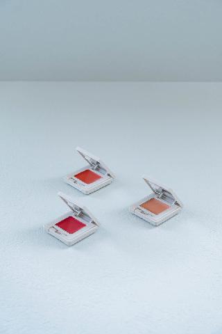 出典：https://beautylibrary.jp/products/ng_touchoncolors