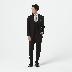 出典:https://fabric-tokyo.com/products/item/black-formal-black-plain-three-piece-suit-l0318c293/customize-style/3c00462f7b?vialink=suit