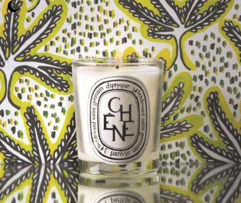 出典：https://www.diptyqueparis.com/ja_jp/p/chene-oak-tree-candle.html