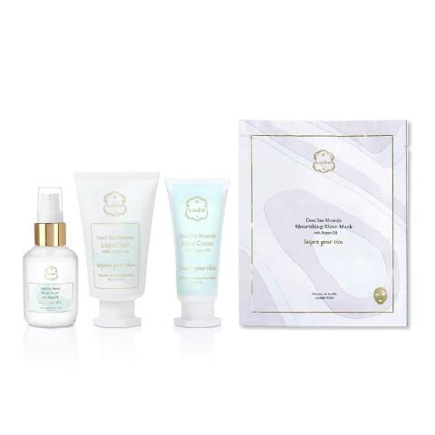 出典：https://www.laline.jp/gift_set/limitedsetgift/Dead+Sea+Minerals+Trial+set.html?dwvar_Dead%20Sea%20Minerals%20Trial%20set_Fragrance=Fig%26Sandalwood#sz=32&start=11