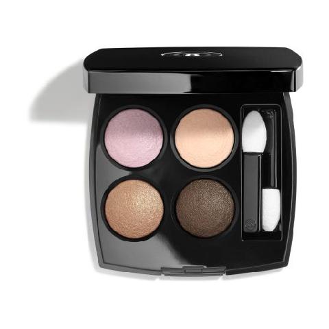 出典:https://www.chanel.com/ja_JP/fragrance-beauty/makeup/p/eyes/eyeshadows/les-4-ombres-multi-effect-quadra-eyeshadow-p164202.html#skuid-0164294