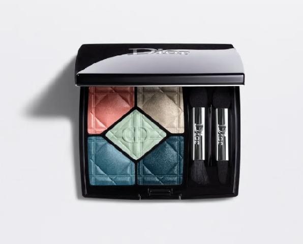 出典：https://www.dior.com/ja_jp/products/beauty-Y0148410-サンク-クルール-見たままに発色するカラー%EF%BC%86エフェクト-クチュール-アイシャト?ウ-ハ?レット