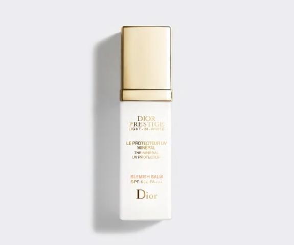 出典：https://www.dior.com/ja_jp/products/beauty-Y0996721-フ?レステーシ?-ホワイト-ル-フ?ロテクター-uv-ミネラル-spf-50+-pa+++