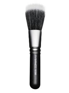 出典:https://www.maccosmetics.jp/product/13805/53993/-/187shs-duo-fibre-face