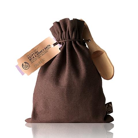 出典：https://www.the-body-shop.co.jp/shop/g/g244275/