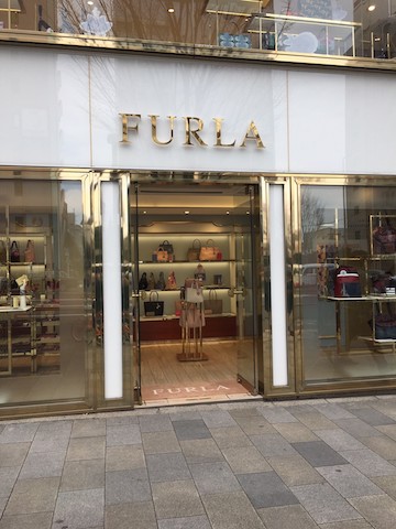 FURLA （フルラ） 青山本店